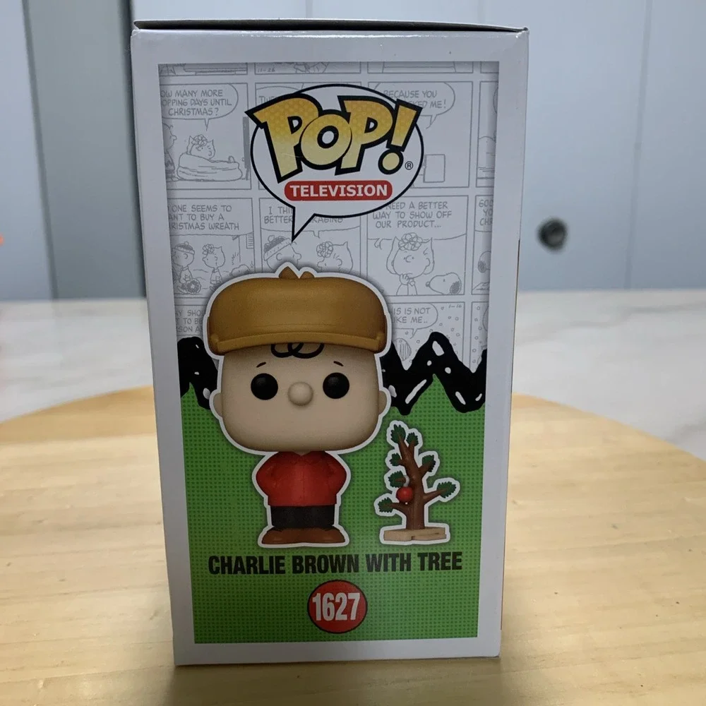 Funko Pop! Vinyl: Peanuts Charlie Brown With Tree #1627 W/Protector